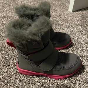 Girls Sorel snow boots- pink and gray. Worn one winter season. Size 10
